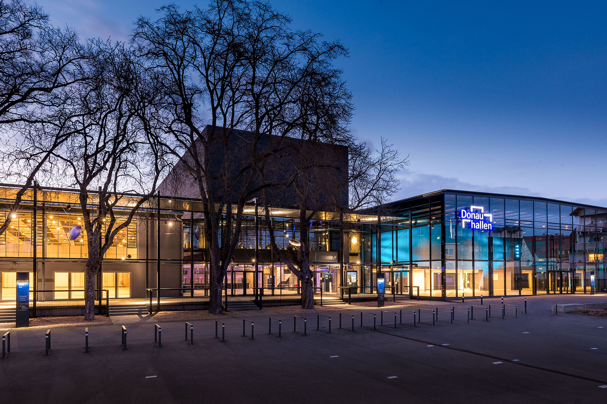 Donauhallen Außenansicht Donauhallen Außenansicht